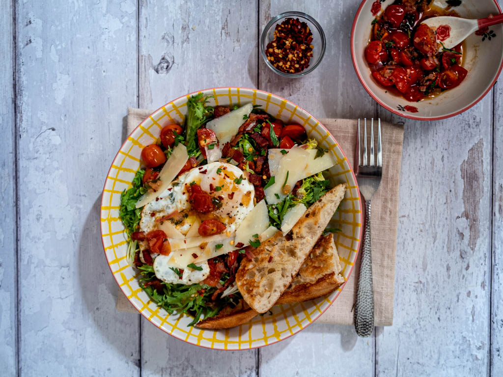 https://siriuslyhungry.com/wp-content/uploads/2021/03/breakfast-salad-3.jpg